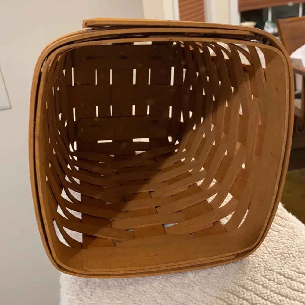 1994 Vintage Longaberger Handwoven Brown Collectible Basket Size 8.5” X 7”